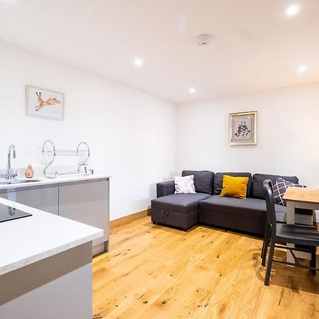 Three Tuns Apartments - Sycamore Pettistree Екстериор снимка