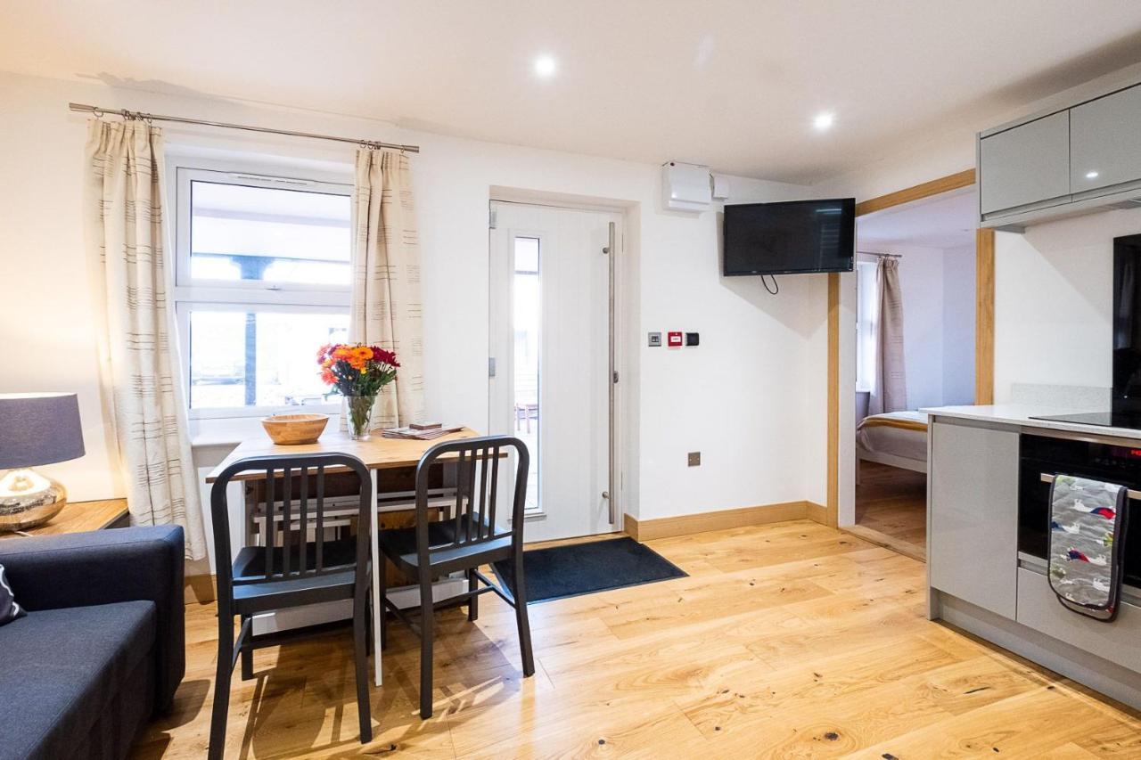 Three Tuns Apartments - Sycamore Pettistree Екстериор снимка