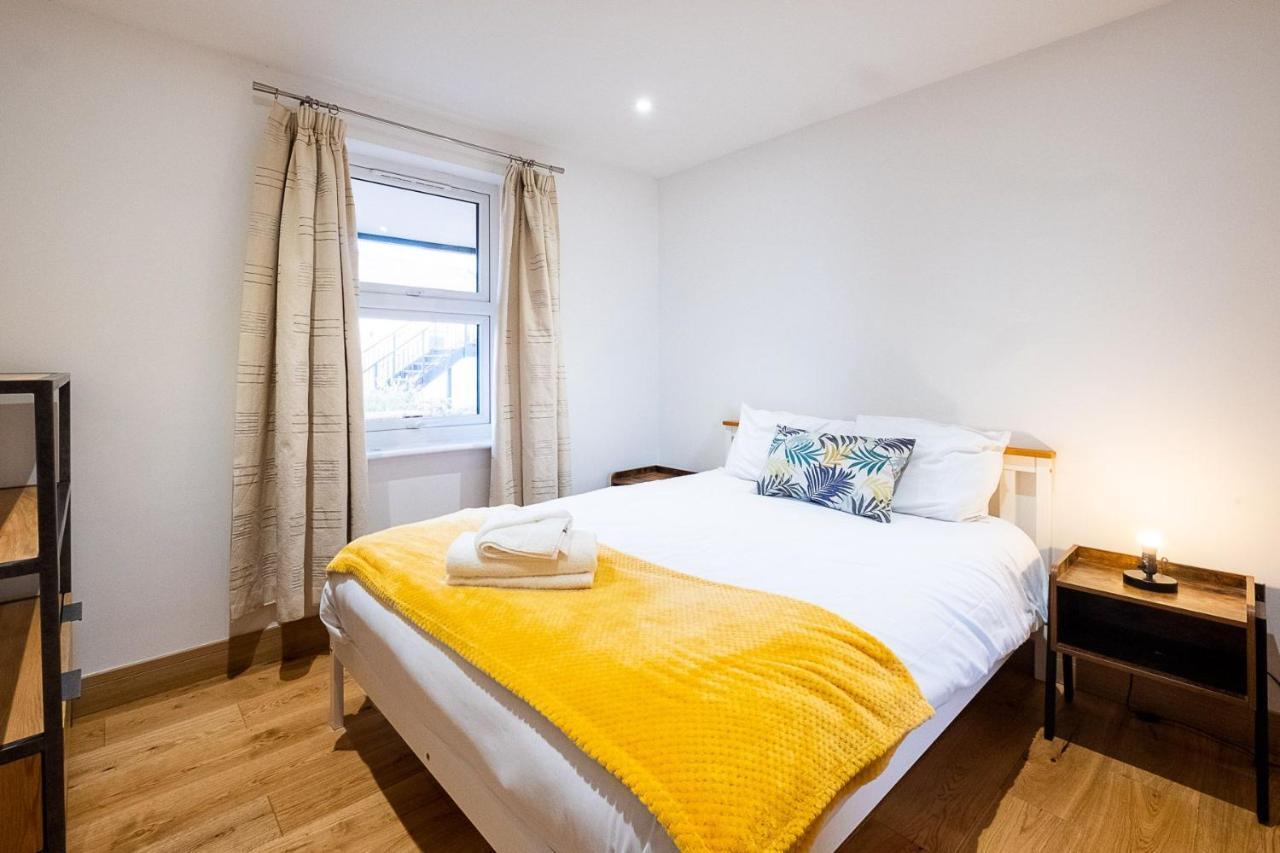 Three Tuns Apartments - Sycamore Pettistree Екстериор снимка